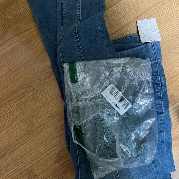 NWT NIB Free People Jeans (riptide) - Picture 7 of 11